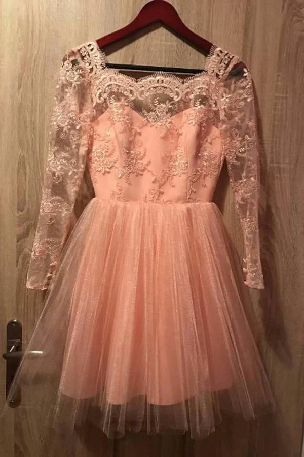 Long Sleeves Short Prom Tulle Homecoming Dresses with Appliques     S3291