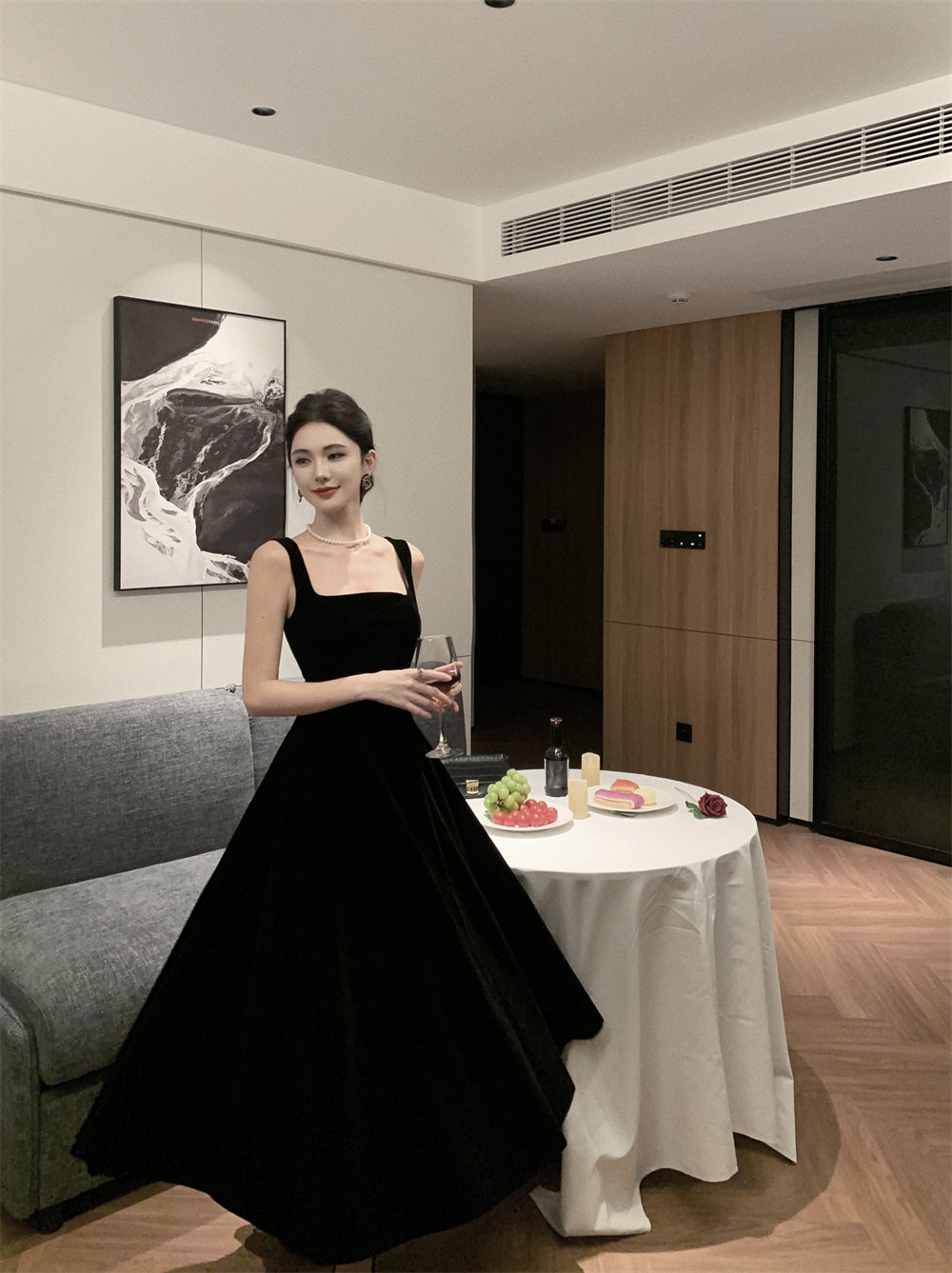 French square neck velvet suspender dress waist temperament dress black long skirt R1423