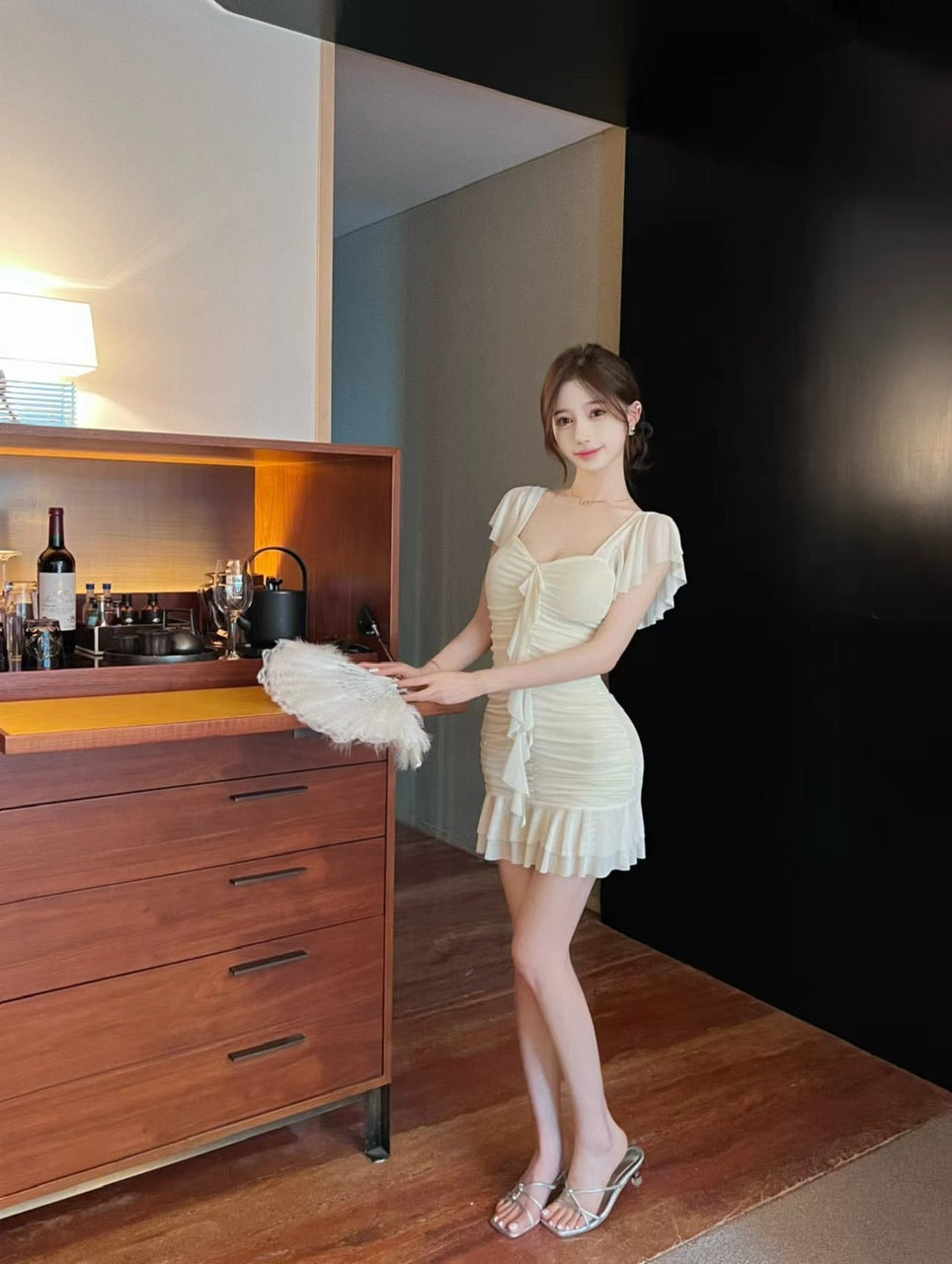 Ruffled tassel mesh dress pure and sweet high waist backless slim fit pleated hip skirt R3716