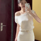 Beautiful white knitted dress gentle temperament waist hip short skirt R0803