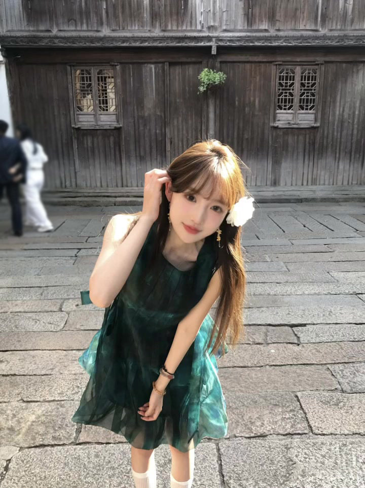 Retro green sleeveless vest dress gentle and sweet style waist A-line short skirt R0706