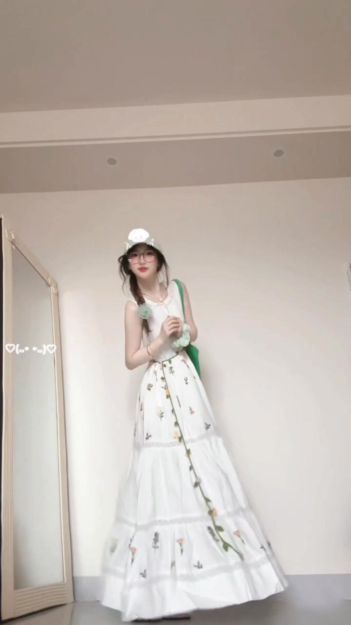 Sleeveless vest floral dress gentle temperament waist A-line long skirt R0709