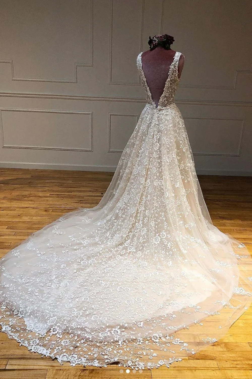 Deep V Neck and V Back Champagne Lace Long Wedding, Champagne Lace Prom Formal Evening dress        S5299