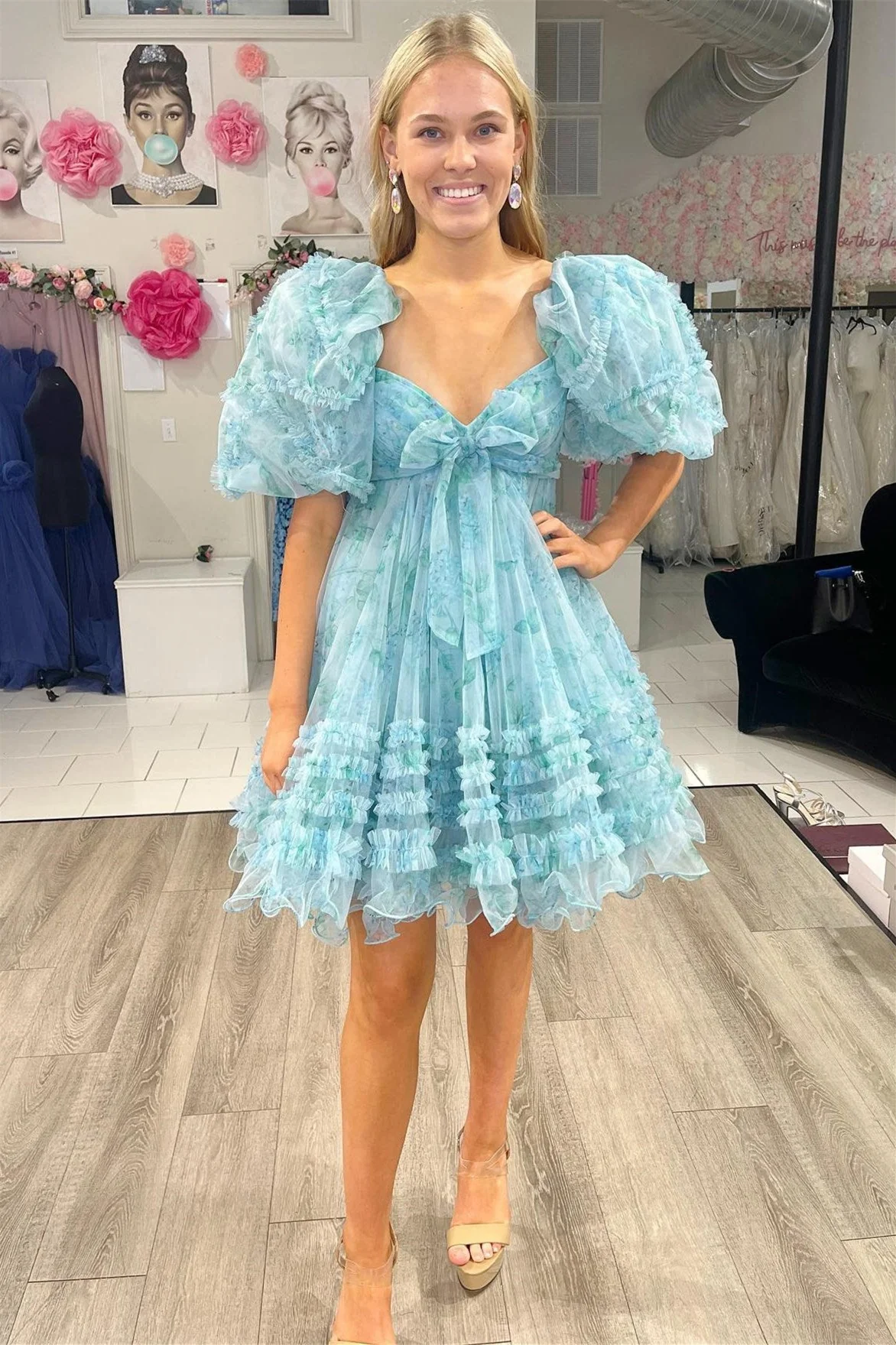 Blue Floral Print Short Baby Doll Homecoming Dress with Balloon Sleeves      S2614