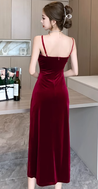 Designed pleated velvet dress for women   S5064