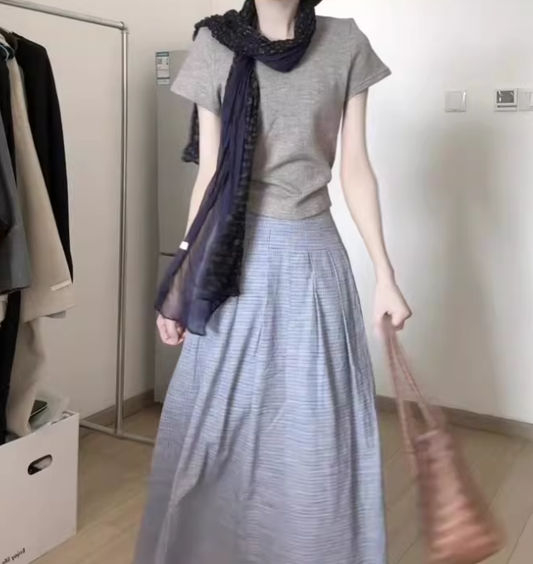 Relaxed wear suit casual gray short-sleeved T-shirt A-line skirt 2025 R0829