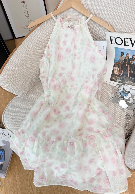 French tea break floral sleeveless halter dress new style gentle style first love sweet short skirt R4038