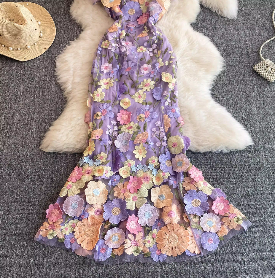 Beautiful heavy-duty three-dimensional flower embroidery embroidered seaside holiday dress with a high-end feel R0308