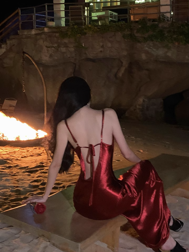 Retro suspenders red acetate swing collar hip-wrapped backless slim holiday inner skirt R1432