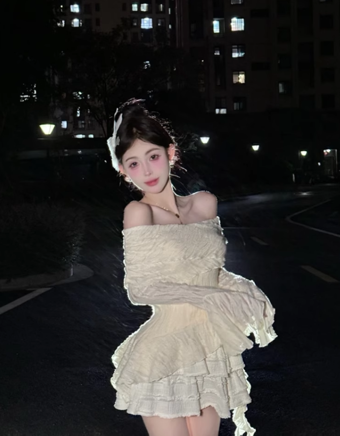 Pure desire style textured one-shoulder top 2025 sweet and spicy cake skirt suit R1082