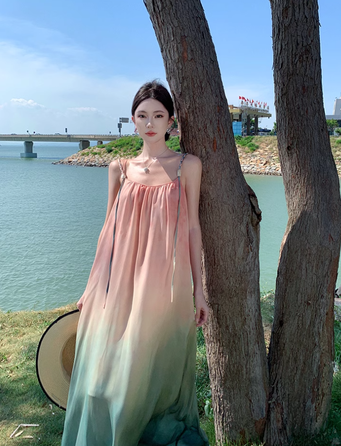 Beach holiday style gradient loose suspender beach dress atmosphere skirt R1580