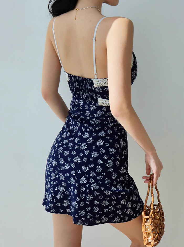 French retro floral suspender dress with slim waist and lace short skirt R2858