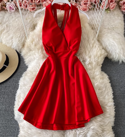 Gentle style V-neck halter dress with a very elegant temperament, a short skirt for a seaside holiday R0378