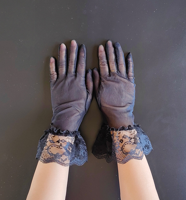 Summer thin lace mesh gloves ladies short black white wedding dress bride wedding elegant     S6278