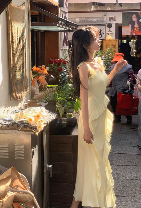 Beautiful yellow dress new model irregular ruffle unique beautiful temperament long skirt R4214