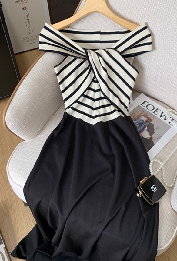 Navy collar gentle style dress women's new black and white waist temperament dress long skirt R3998
