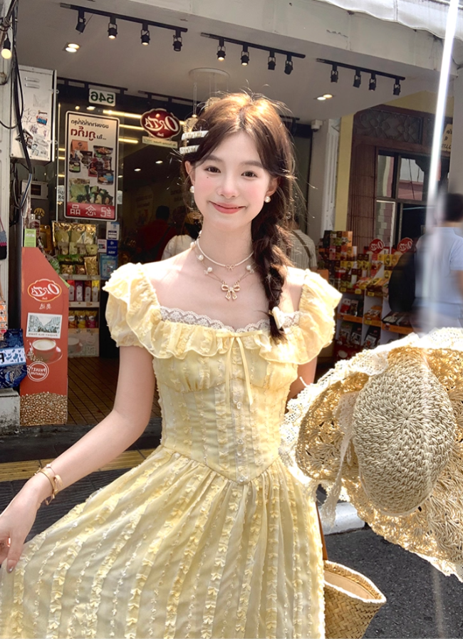 Yellow square neck puff sleeve cake dress summer Korean style age-reducing sweet petite skirt R4665