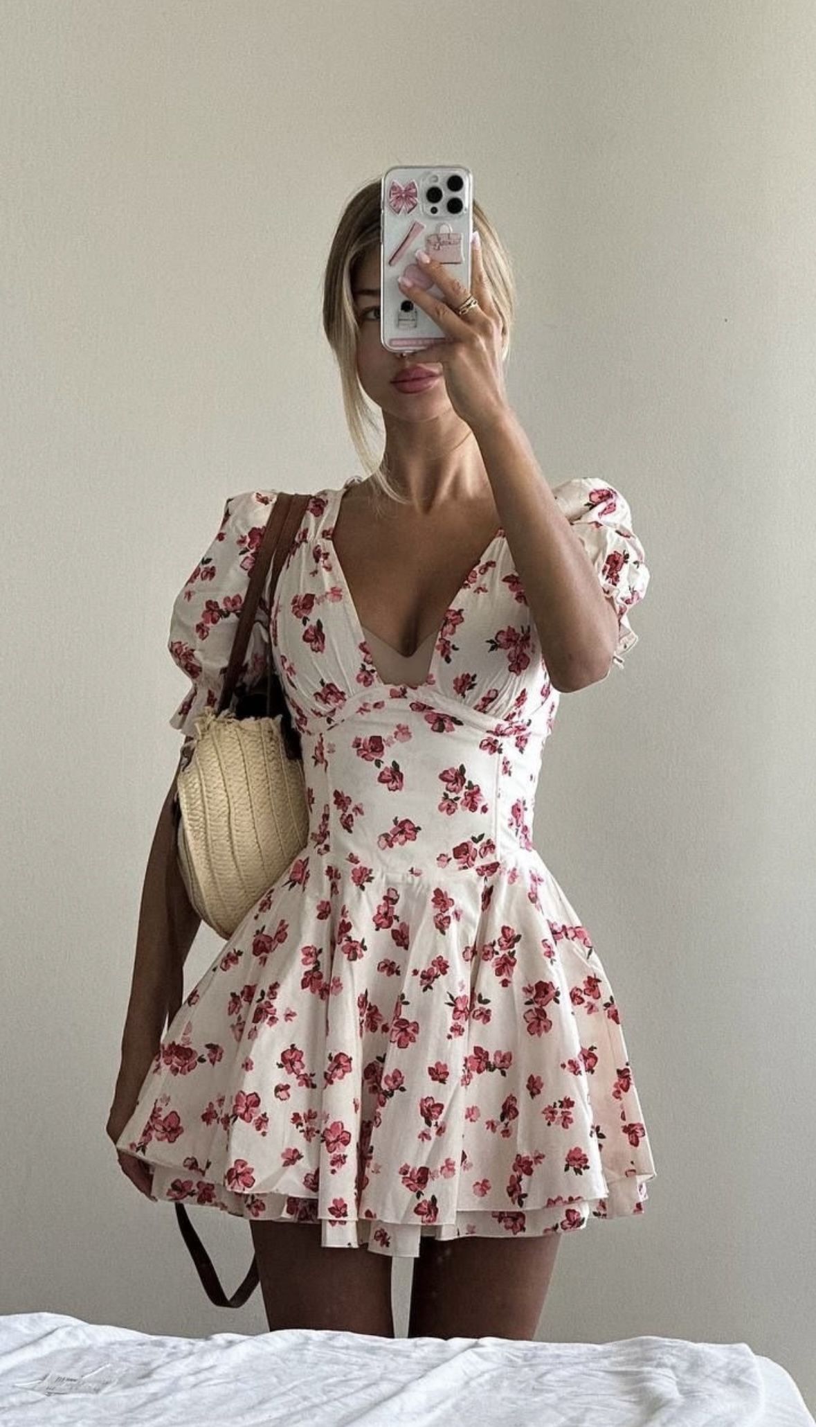 White background pink floral short sleeves waist V neck slim short skirt homecoming dress R3612