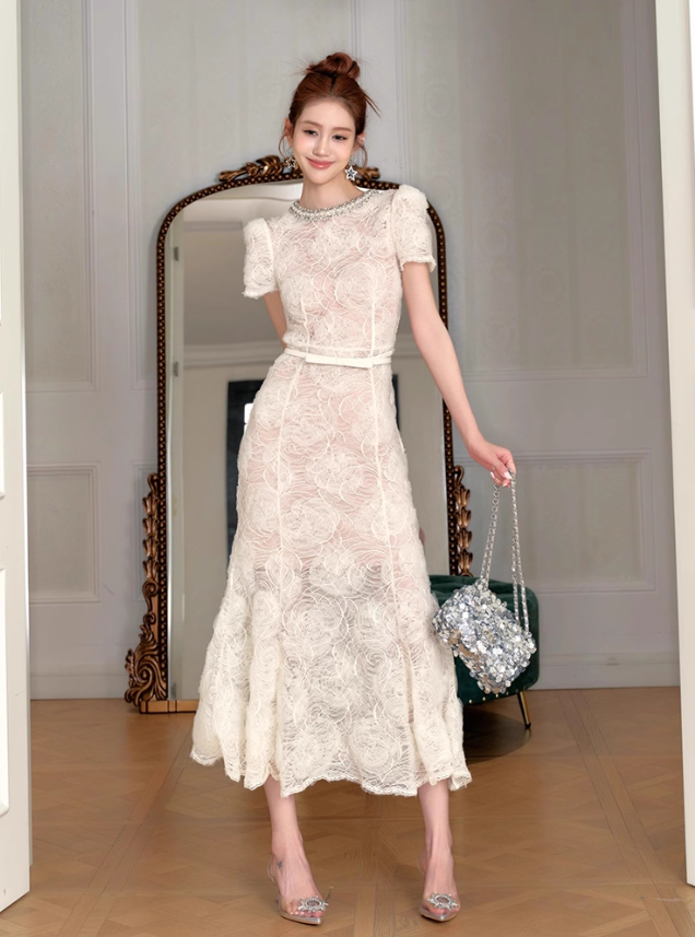 Creamy white gentle diamond collar sweet three-dimensional flower exquisite lace long skirt R4073