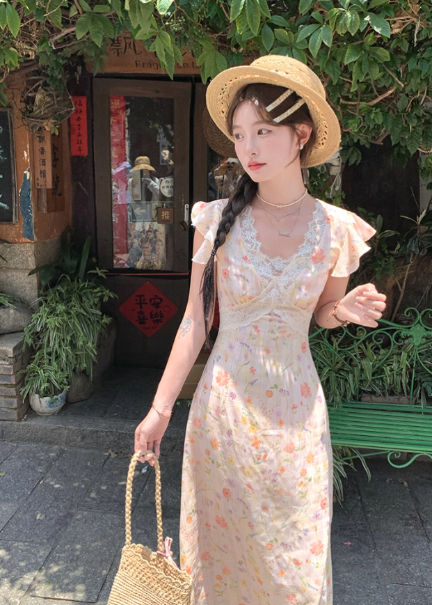 Lace V-neck floral suspender dress for women summer French retro temperament skirt R4782