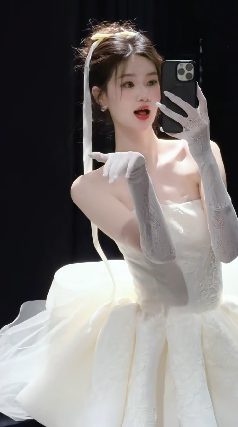 White tube top waist slimming fluffy cute gentle princess skirt homecoming dress R4155