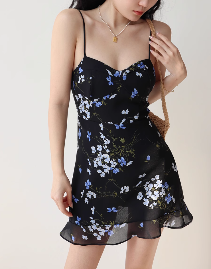 Retro black bottom floral suspender dress slim fit ruffled holiday dress R2805