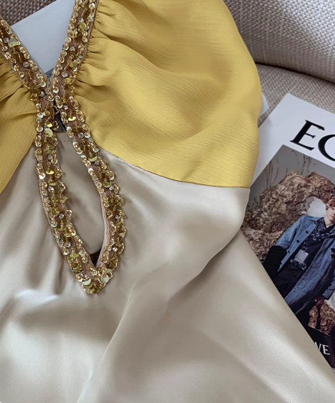 French hollow halter neck dress for women high-end temperament waist short dress R3990