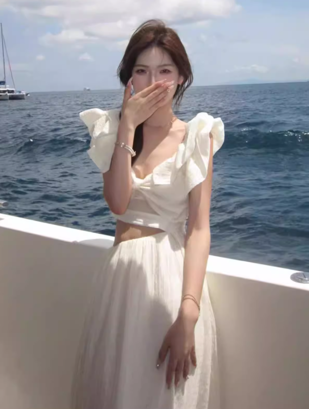 Super fairy long skirt with small flying sleeves white waist-baring dress holiday beach skirt R1607