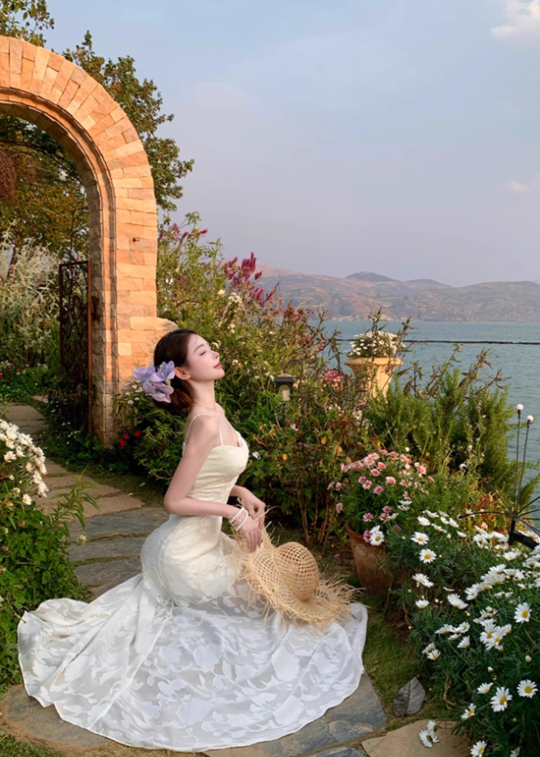 Gentle style suspender dress 2025 new style waist temperament long skirt R0591