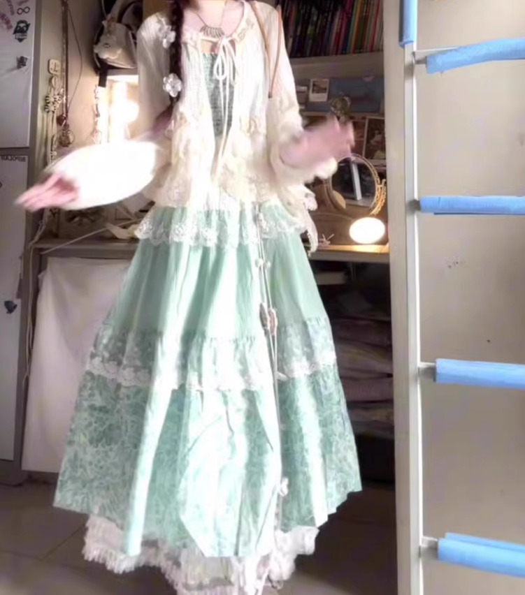 Green fake two-piece floral suspender dress gentle temperament waist A-line long skirt R0692