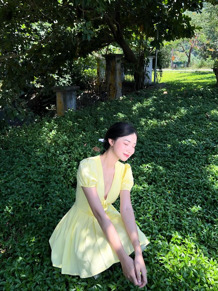 Yellow V-neck puff sleeves slim waist A-line short skirt homecoming dress R3428