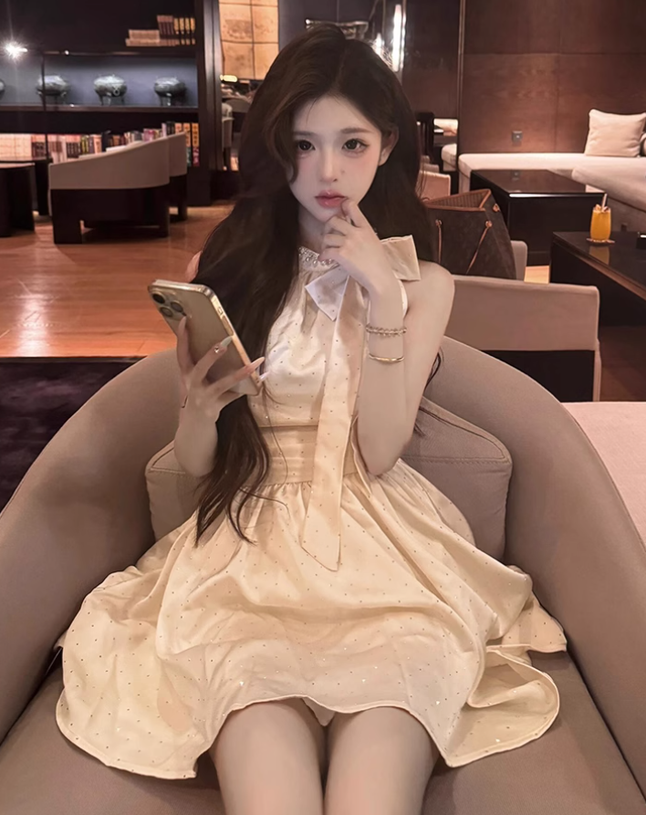 Large size French pure desire style bow dress atmosphere date waist dress R1832