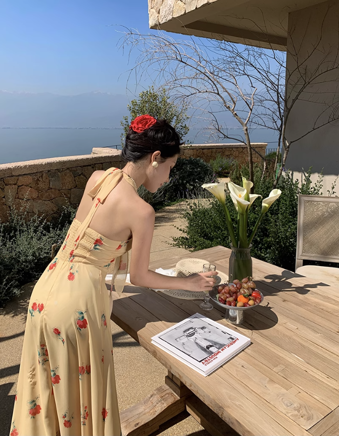 Gentle temperament halter neck floral dress beautiful waist backless A-line long skirt R0740