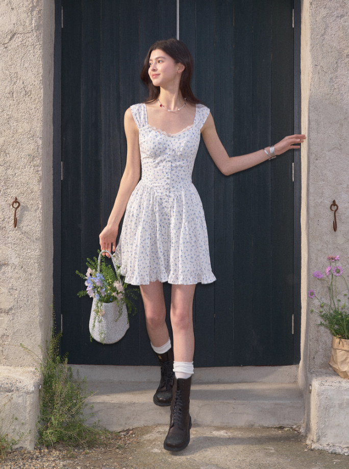 Tencel romantic slim floral dress women's summer French style sweet waist short skirt R3331