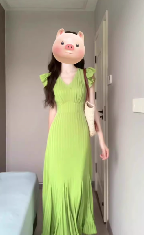 French retro green small flying sleeve dress high-end v-neck temperament step by step lotus fishtail skirt R0451