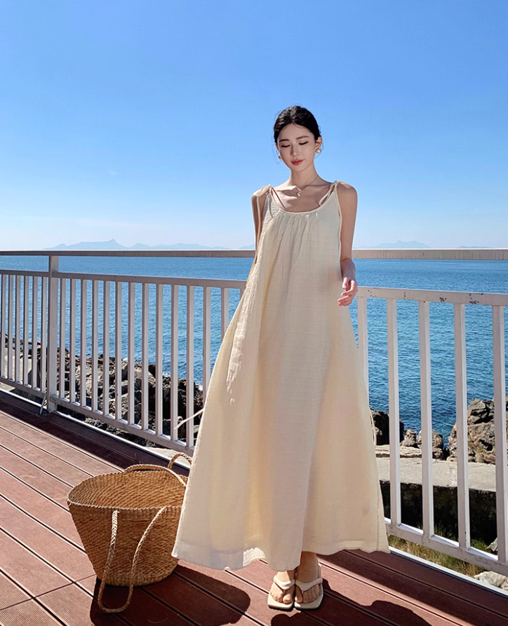 Gentle temperament backless suspender dress cold style unique and special skirt R0595