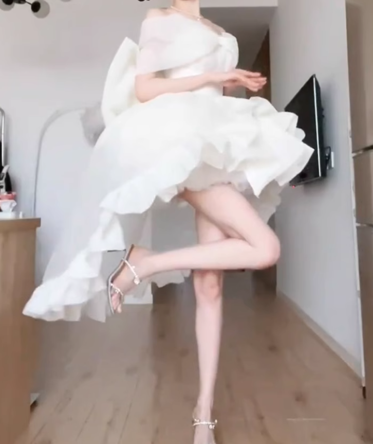 Sweet and elegant apricot bow-tie dress evening dress high waist slim fluffy princess dress R1693