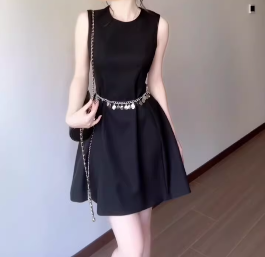 Hepburn style black vest dress gentle temperament waist A-line short skirt women R0845