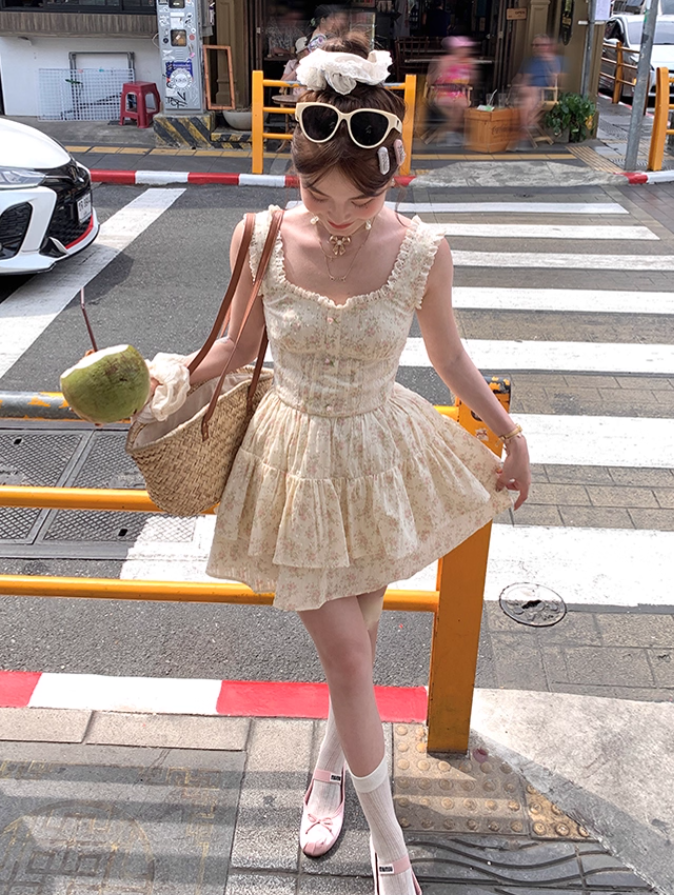 Women's romantic floral suspender dress sweet skirt R4948