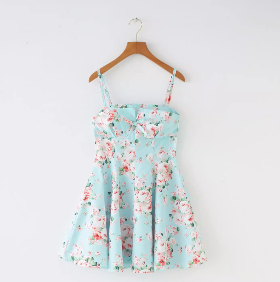 French retro sky blue floral chest cushion for slimming, waist cinching, large skirt with suspender R2873