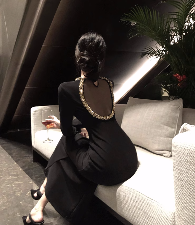 Hepburn style French black annual meeting dress high-end niche heavy backless dress R1815