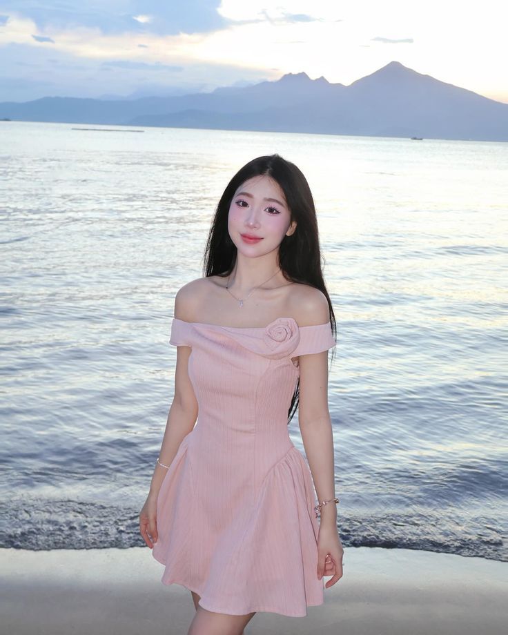 Pink one-shoulder design simple atmosphere waist slim short skirt homecoming dress R4060