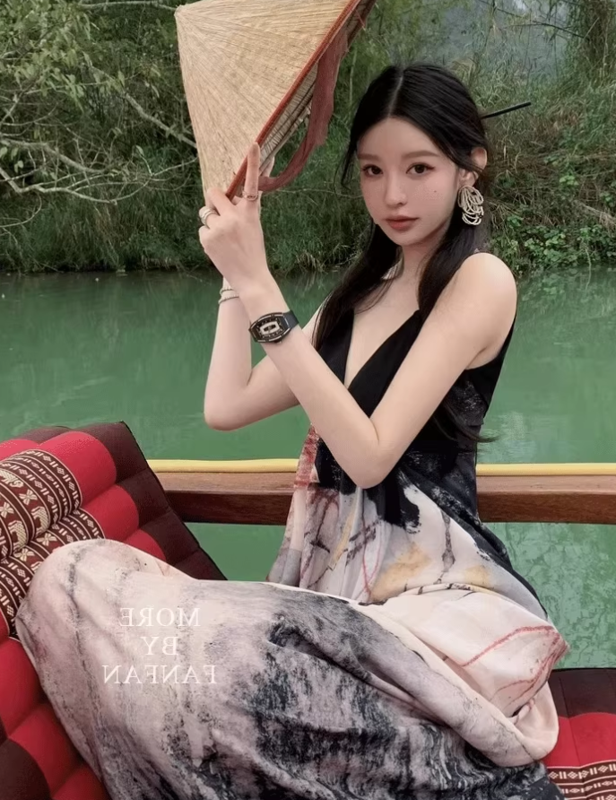 Ink print dress sexy backless holiday design sling sexy V-neck lazy skirt R1489