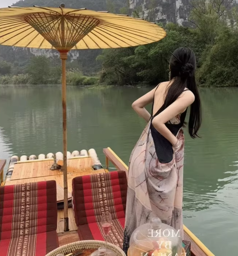 Ink print dress sexy backless holiday design sling sexy V-neck lazy skirt R1489