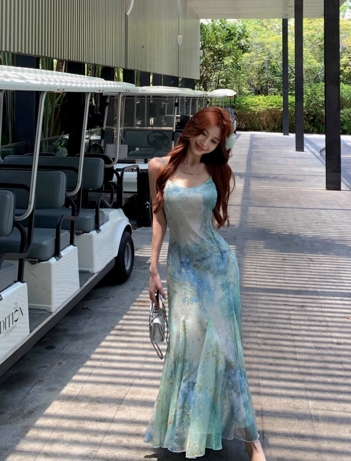 Blending fishtail skirt waist slimming princess holiday suspender dress long skirt R1737