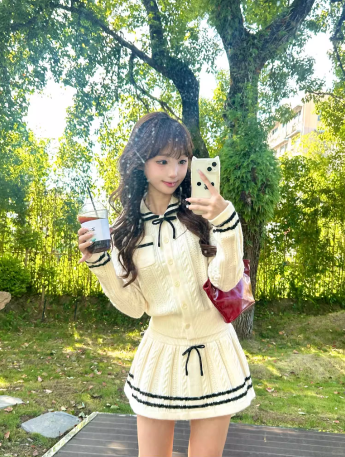 College style doll collar long-sleeved knitted cardigan 2025 contrast color A-line skirt suit R1292