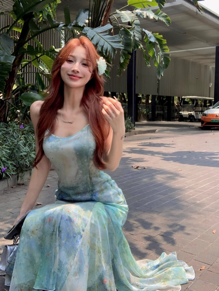 Blending fishtail skirt waist slimming princess holiday suspender dress long skirt R1737