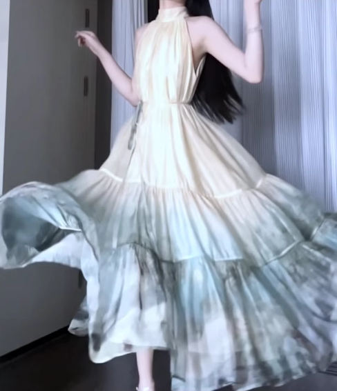 Sleeveless halter dress with beautiful temperament and waist A-line long skirt R0766