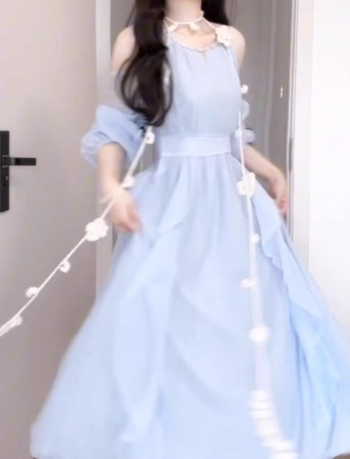 Blue off-shoulder halter neck dress gentle temperament beautiful dress R0741