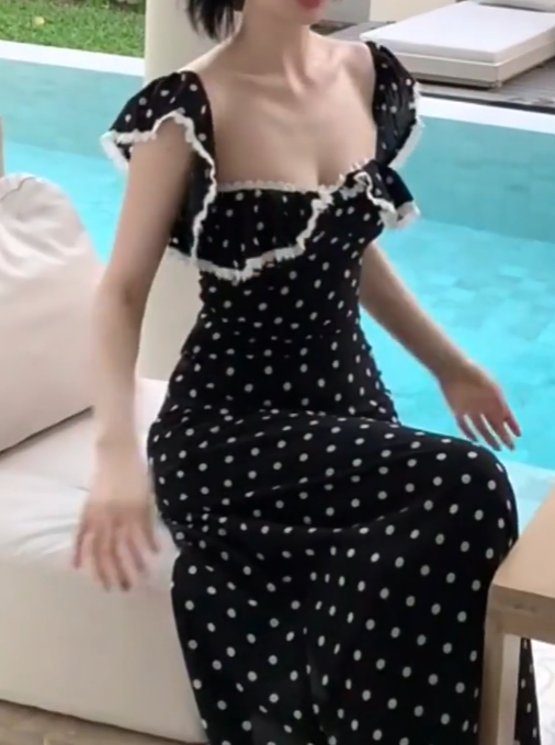 French retro lace ruffled polka dot dress 2025 slim holiday long dress R1158